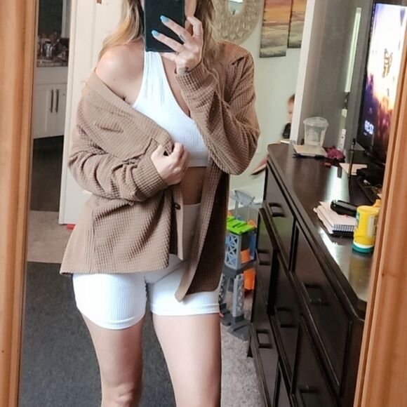 Brown Button Front Blouse Like New - Picture 4 of 5